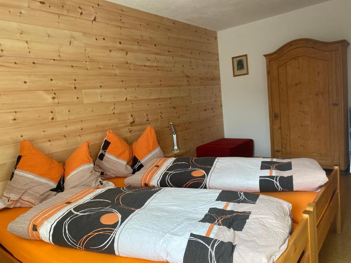 Ferienwohnung In Tschlin Mit Panoramablick Dış mekan fotoğraf